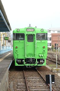 志布志駅にて、わかば号２