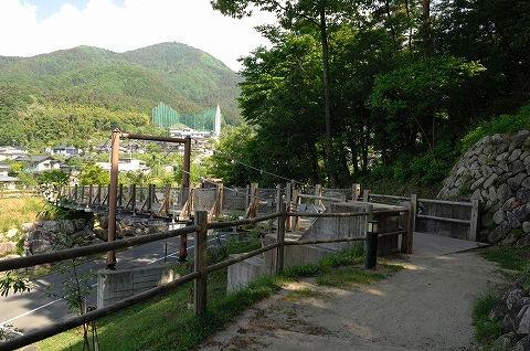 公園の吊り橋